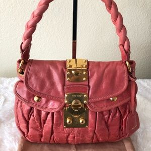 ❌❌SOLD❌❌🌸Miu Miu Pink Matelassé Crossbody Bag🌸
